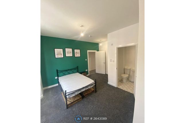 Room 1 En Suite Currently Available