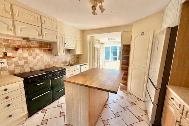 Beach Road, Bridgend photo 3