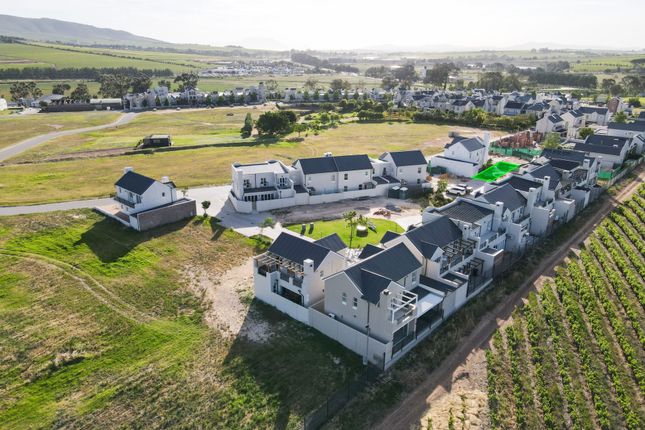Thumbnail Detached house for sale in 23 Cinsaut Close, Nooitgedacht Estate, Stellenbosch, Western Cape, South Africa