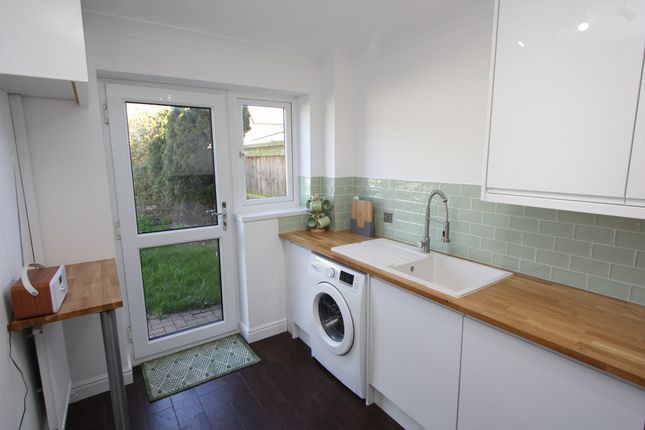 7 Llantwit Garden Close, Barry photo 4