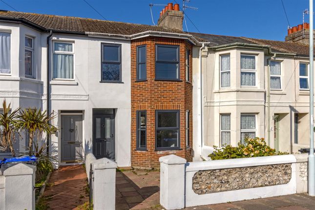 Thumbnail Terraced house to rent in Kingsland Road, Broadwater, Worthing