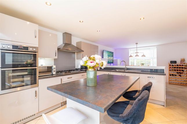 1, Whiteleaf Place, Leyland photo 3