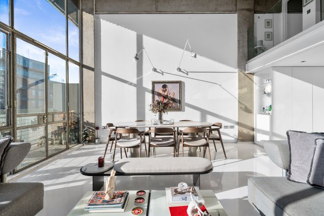 1-bed flat on Union Wharf, Wenlock Road, London, £1,165,000