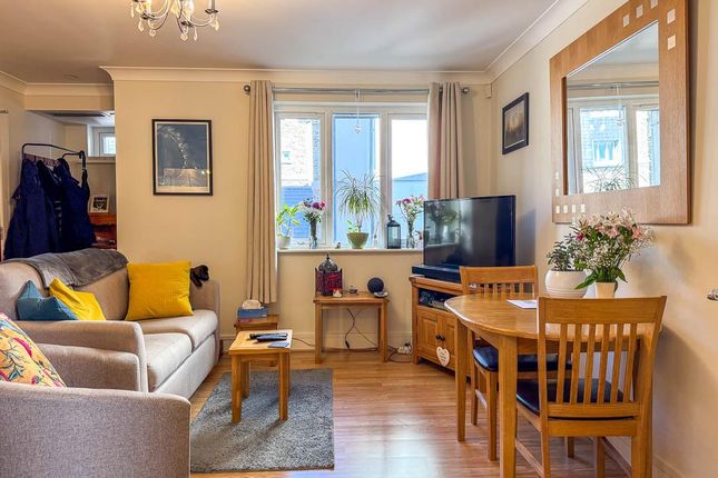 10, St. Ninians Court, Douglas photo 4