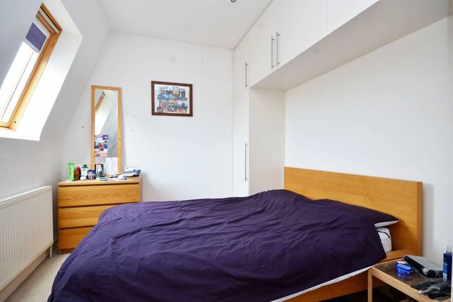 Thumbnail Flat to rent in Killyon Road, Clapham Old Town, London