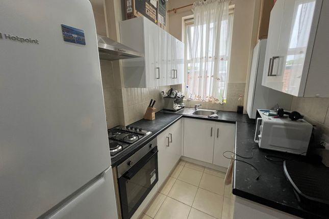 Thumbnail Flat for sale in Sunny Gardens Road, London