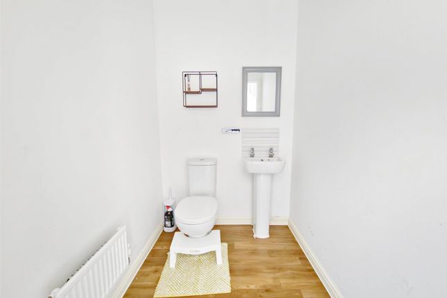 14, Collerne Street, Essex photo 4