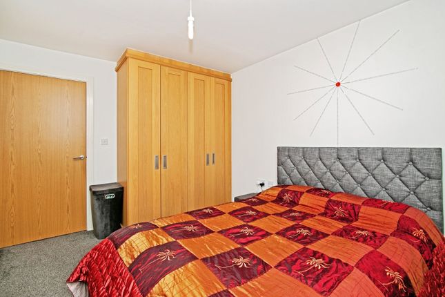 9 Vyvyan House,, Kerrier Way, Cornwall photo 3