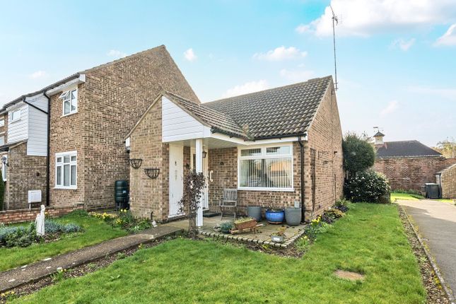 2-bed house on 5, Vicarage Close, Arlesey, £325,000