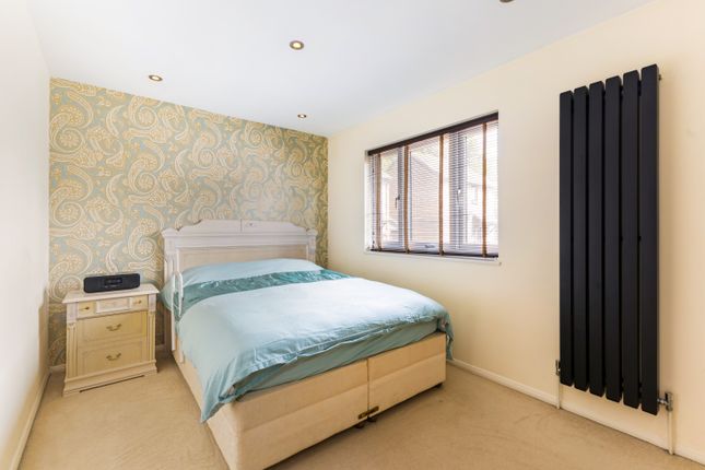 11, Daventer Drive, Stanmore photo 4