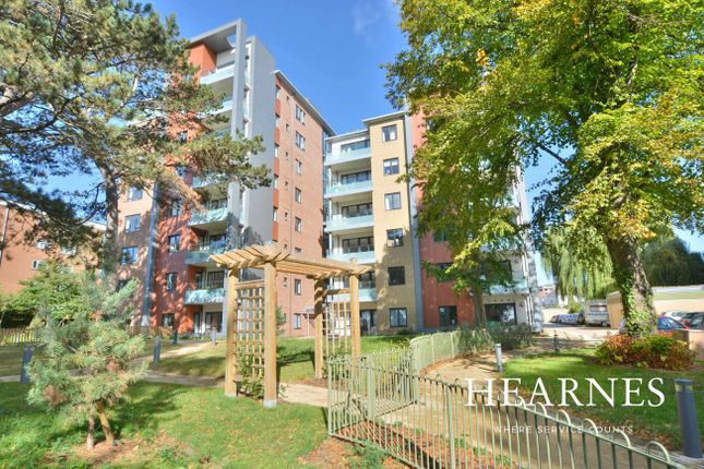 1-bed flat on Flat 15 Maidment Court, 47 Parkstone Road, Poole, £200,000