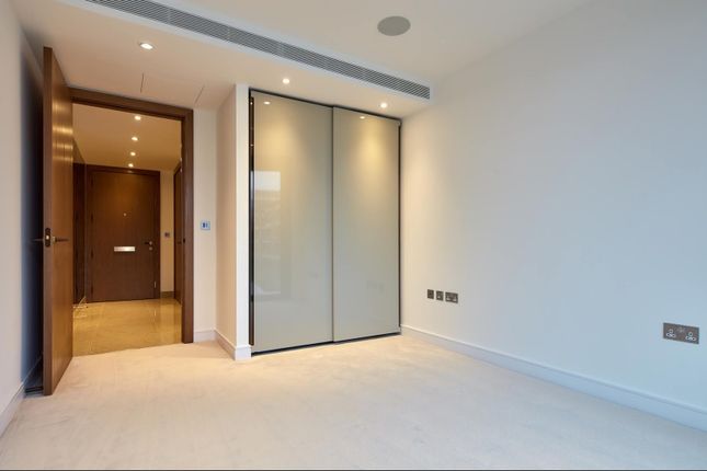 Flat for sale in Goldhurst House, Parr's Way, London
