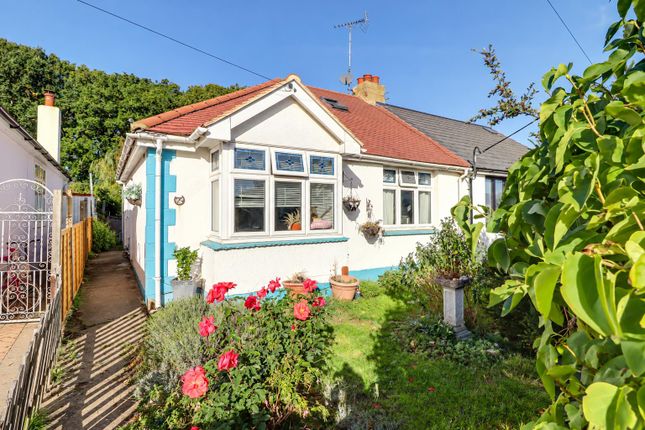 2-bed bungalow on 24, Glenwood Avenue, Leigh-on-Sea, £350,000