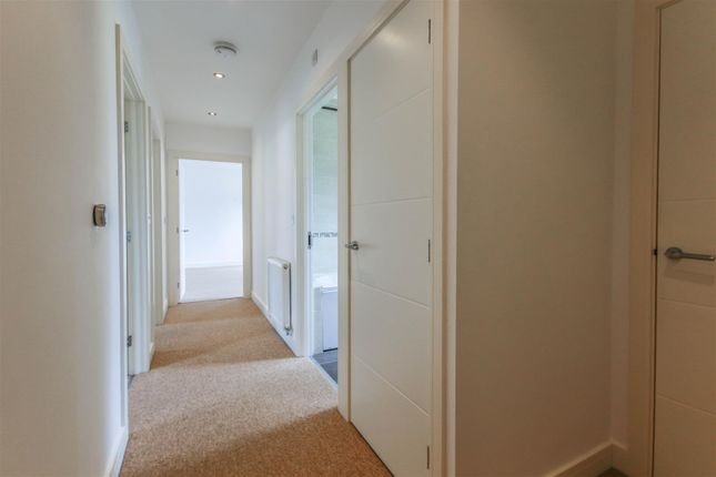 Flat to rent in May Gardens, Newmarket