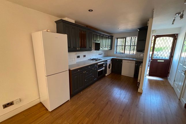 47 Upmill Close, Southampton photo 4