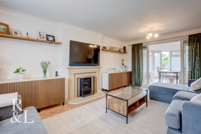 15, Brunel Way, Swadlincote photo 2