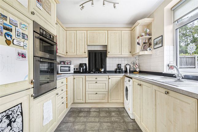 Selwyn Crescent, Kent photo 3