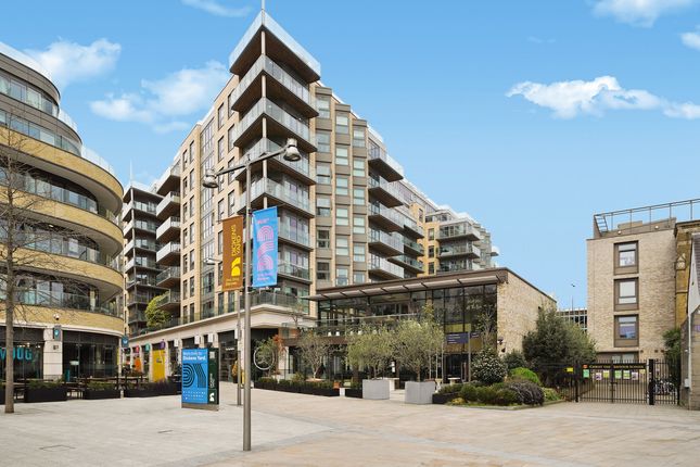 1-bed flat on 26 Trafalgar House Dickens Yard, £400,000