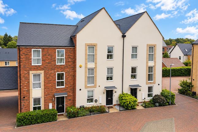 4-bed house on Simford Way, Milton Keynes, £444,995