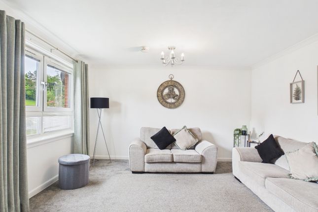 Flat 1  218, Eaglesham Road, East Kilbride photo 2