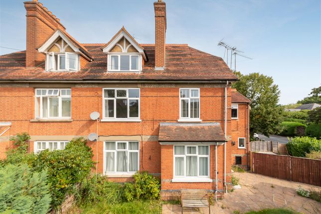 Thumbnail Flat to rent in The Avenue, Ascot