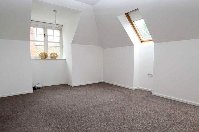 3 Fusion Court, Kingston Vale, London photo 4