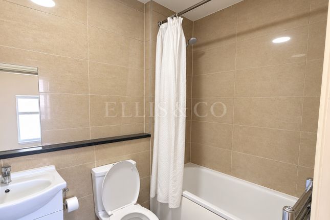 2A,, Nolton Place, Edgware photo 5