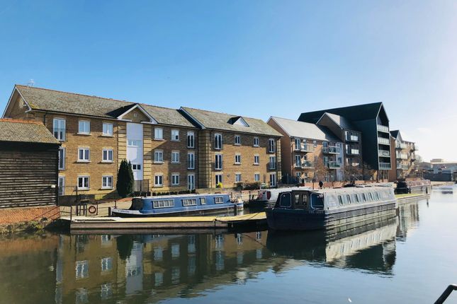 Flat to rent in Springfield Basin, Wharf Road, Chelmsford