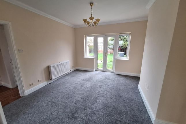 107, Alexandra Road, Peterborough photo 5