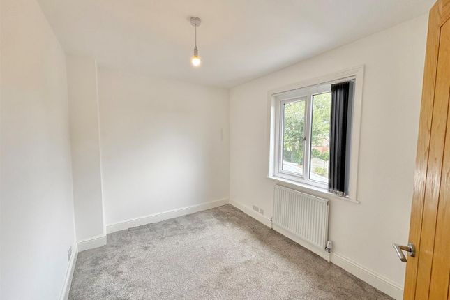 140, Charles Street, Leigh photo 4