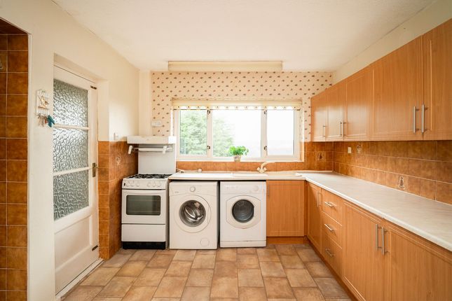 2 Hallamshire Close, Sheffield photo 3