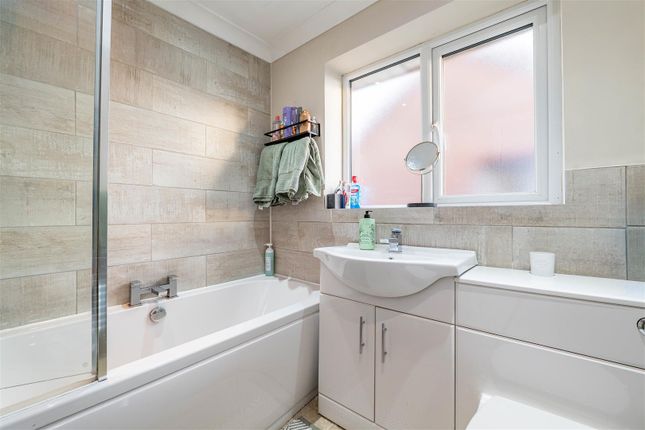 20, Poplar Avenue, Chorley photo 4