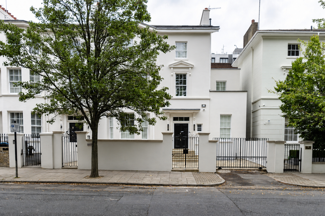 6-bed house on 12 Cavendish Avenue, Cavendish Avenue, Westminster, £36,833/mo