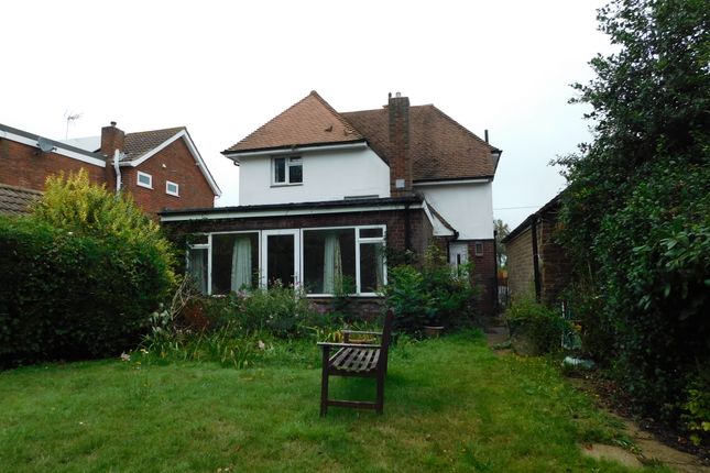 Detached house for sale in Yelverton Avenue, Southampton