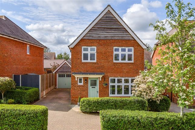 3-bed house on Admiral Way, Marden, £330,500
