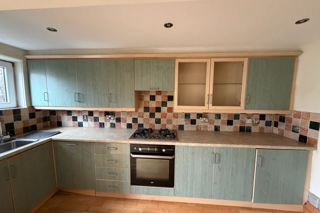 125, High Street, Normanton photo 5