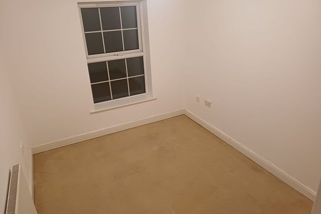 10, New Row Court, Cudworth photo 5
