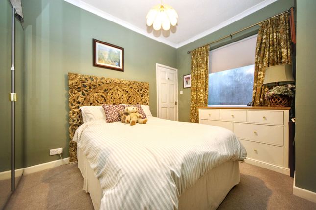 37 Hutton Street, Wigan photo 4
