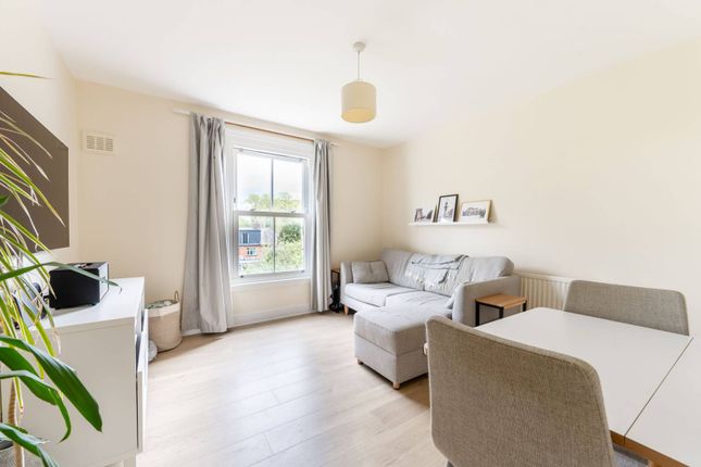 Thumbnail Flat for sale in Sellons Avenue, Harlesden, London