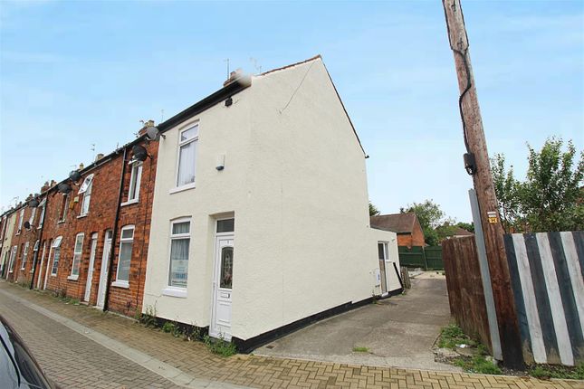Thumbnail End terrace house to rent in Florence Avenue, Hessle