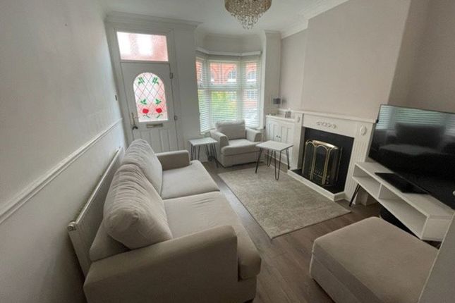 70, Knighton Fields Road East, Leicester photo 3