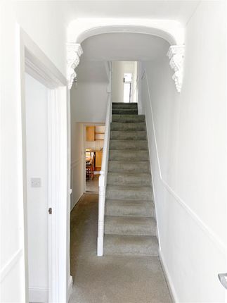 6, Budock Terrace, Falmouth photo 2