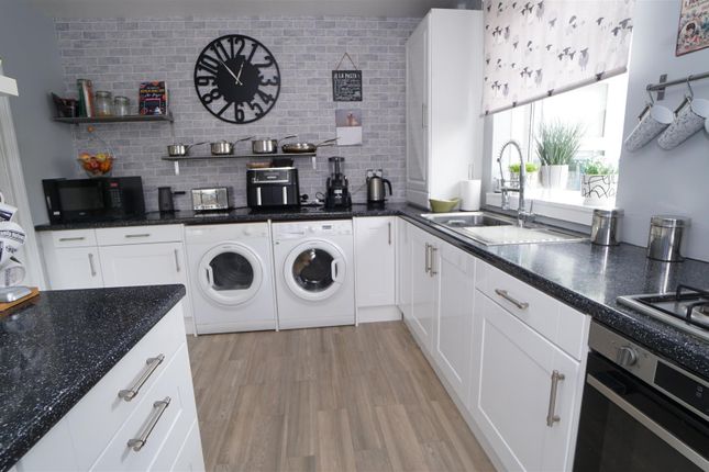 5, Pratt Lane, Shipley photo 4