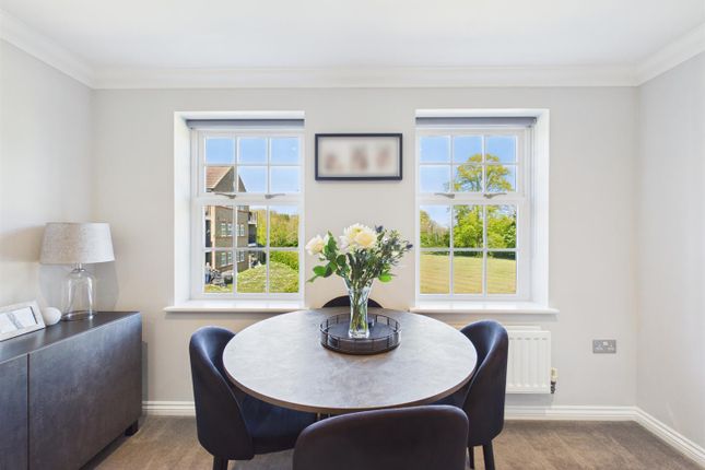 49, Beckett Road, Coulsdon photo 2