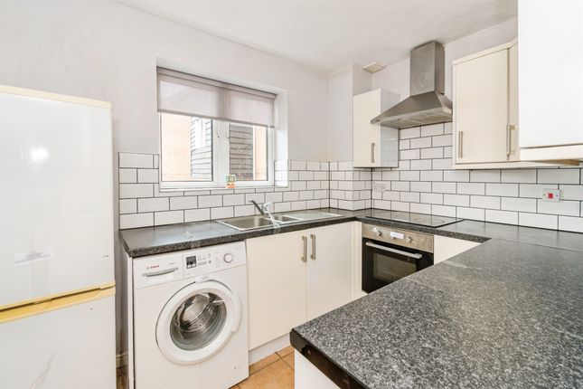 Flat 2, 15, Priory Avenue, Southampton photo 5