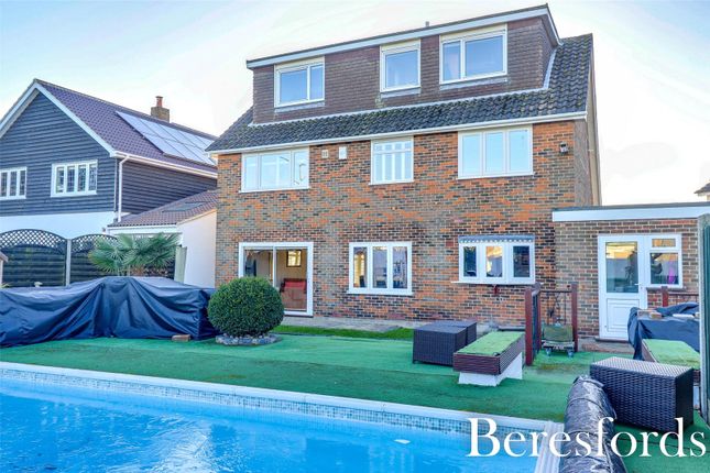 Detached house for sale in Applegate, Brentwood