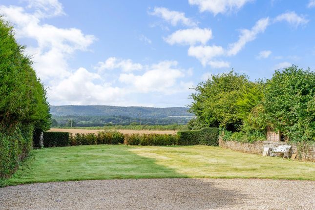 Garden Cottage,, Tillington, Petworth photo 2