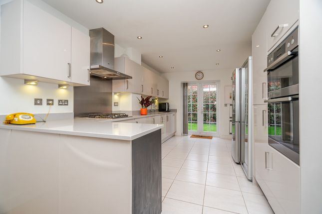 8, Ambridge Lane, Milton Keynes photo 2