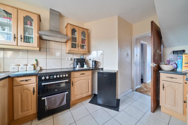 49, Wickenby Crescent, Lincoln photo 3