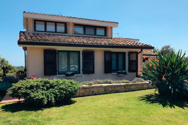 Villa for sale in Via Degli Ulivi, 9, 09134 Cagliari Ca, Italy